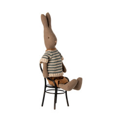 Knuffel Rabbit Size 1 Bruin met Shirt en Short 25cm